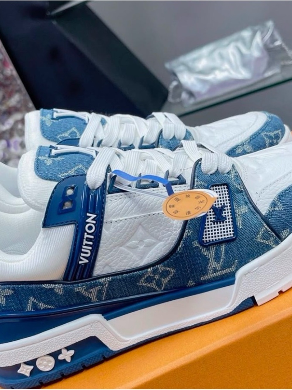 Louis Vuitton White & Blue Men's Low-Top Sneakers